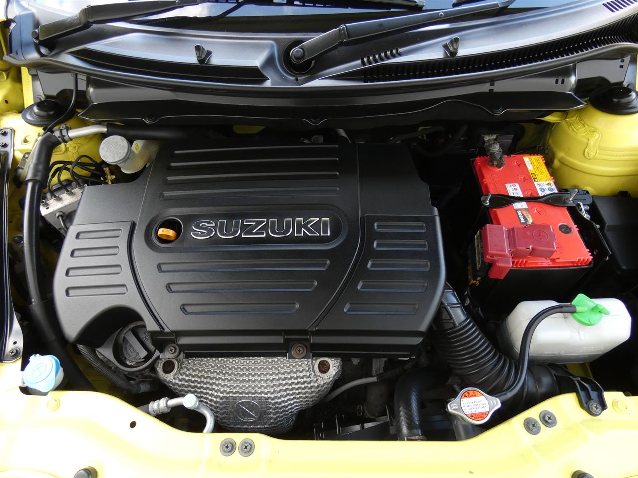 2013 Suzuki SWIFT SPORT
