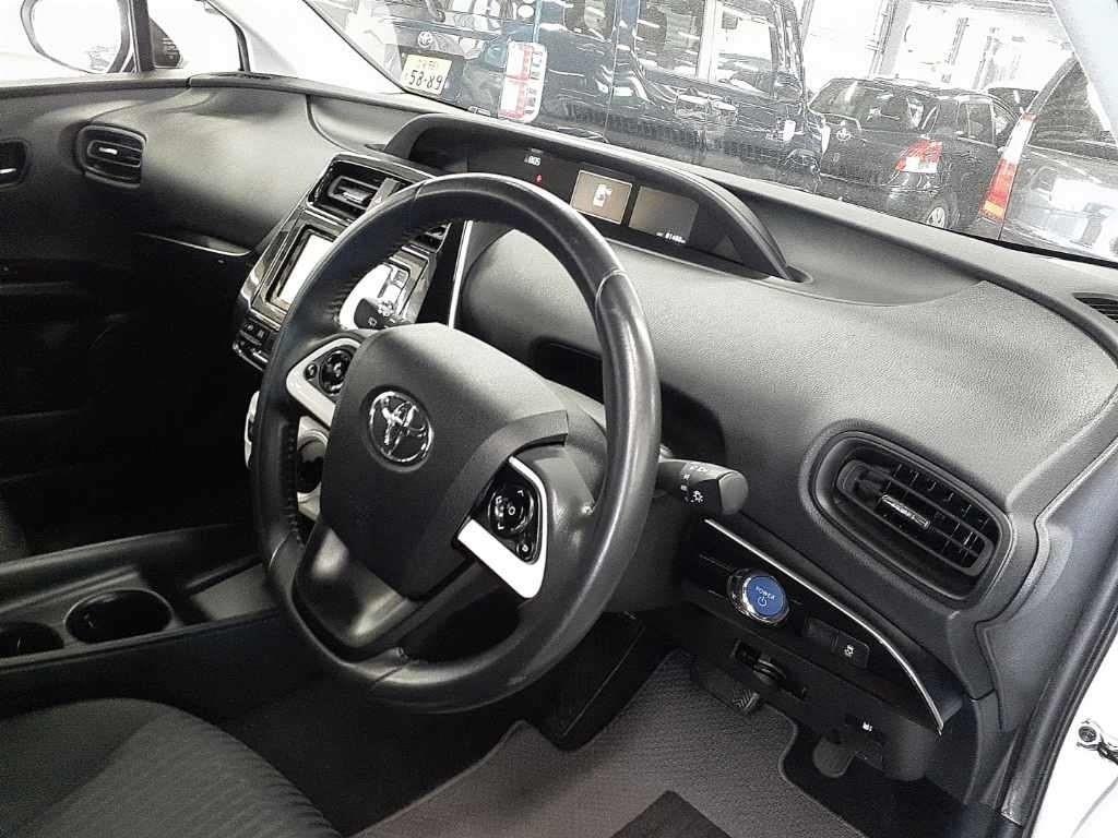 2018 Toyota Prius