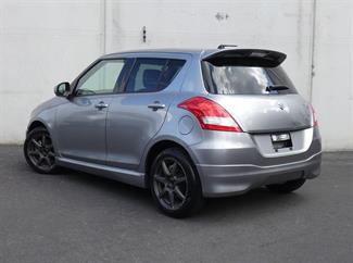 2016 Suzuki Swift - Thumbnail