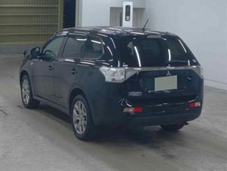 2015 Mitsubishi OUTLANDER - Thumbnail