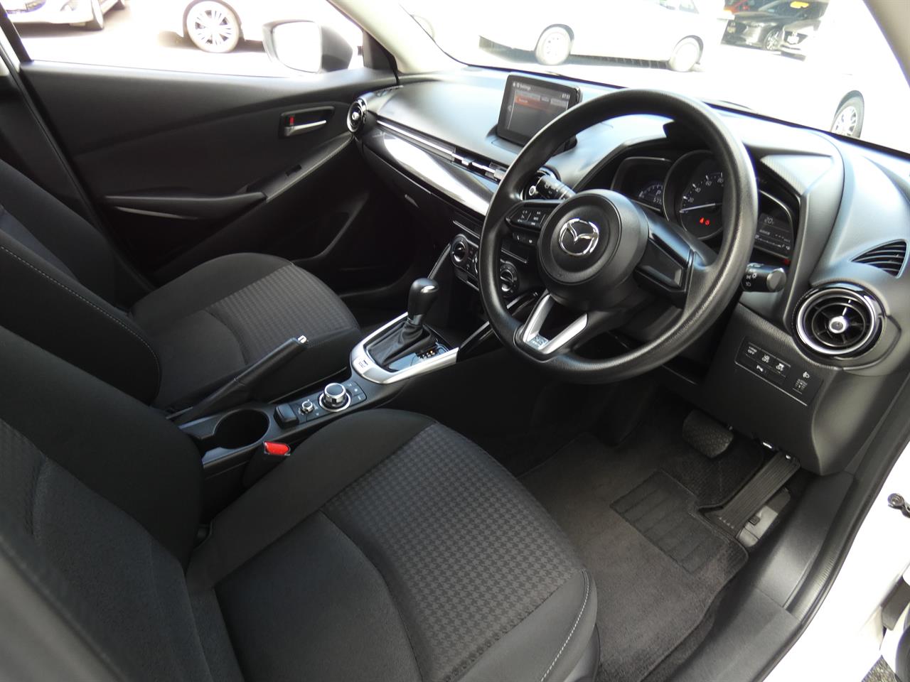 2019 Mazda DEMIO