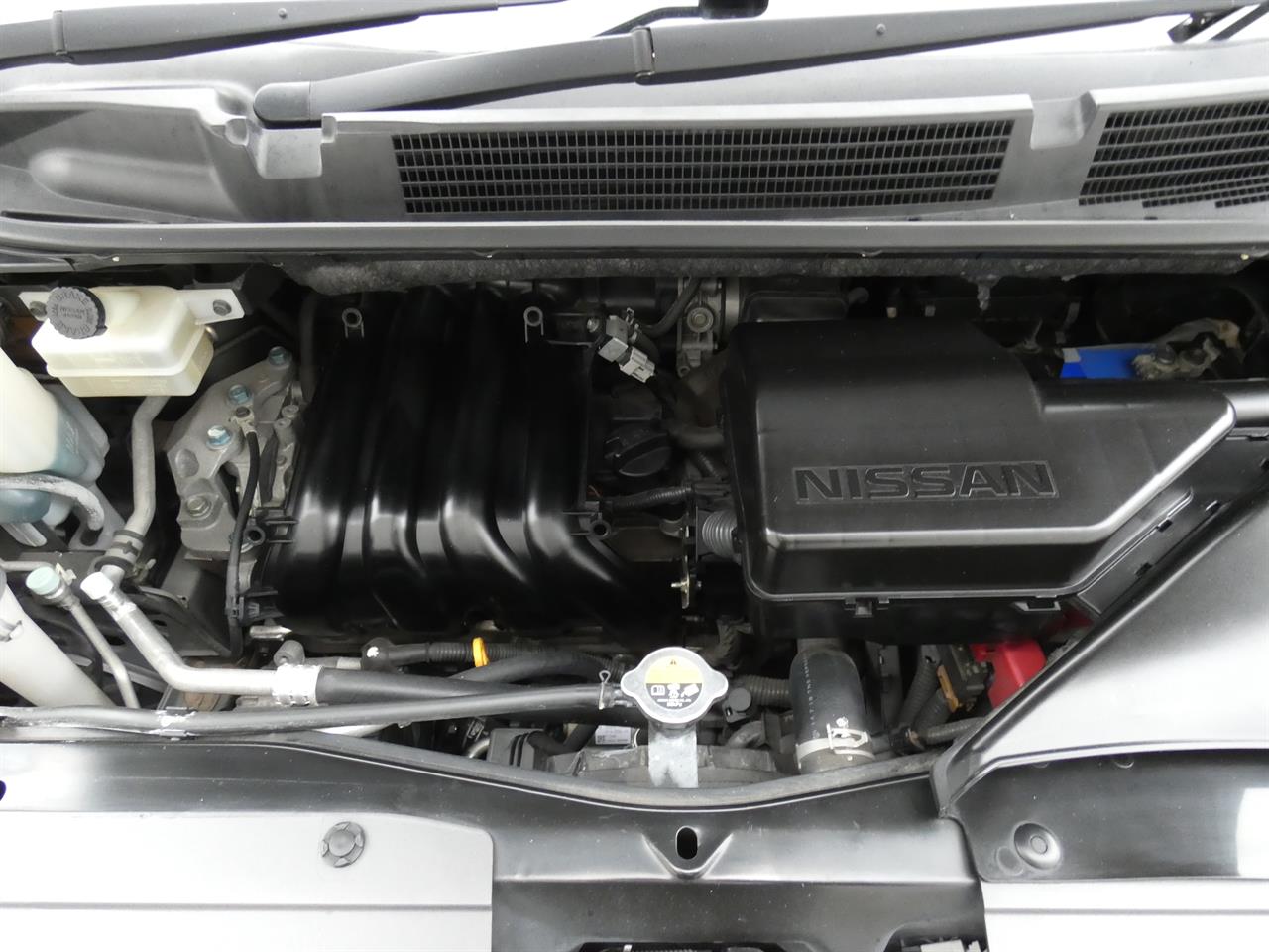2014 Nissan SERENA