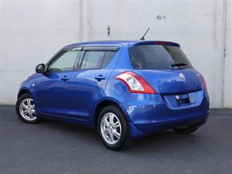 2015 Suzuki SWIFT - Thumbnail