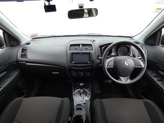 2015 Mitsubishi RVR - Thumbnail