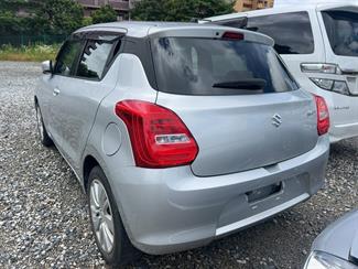 2019 Suzuki SWIFT - Thumbnail